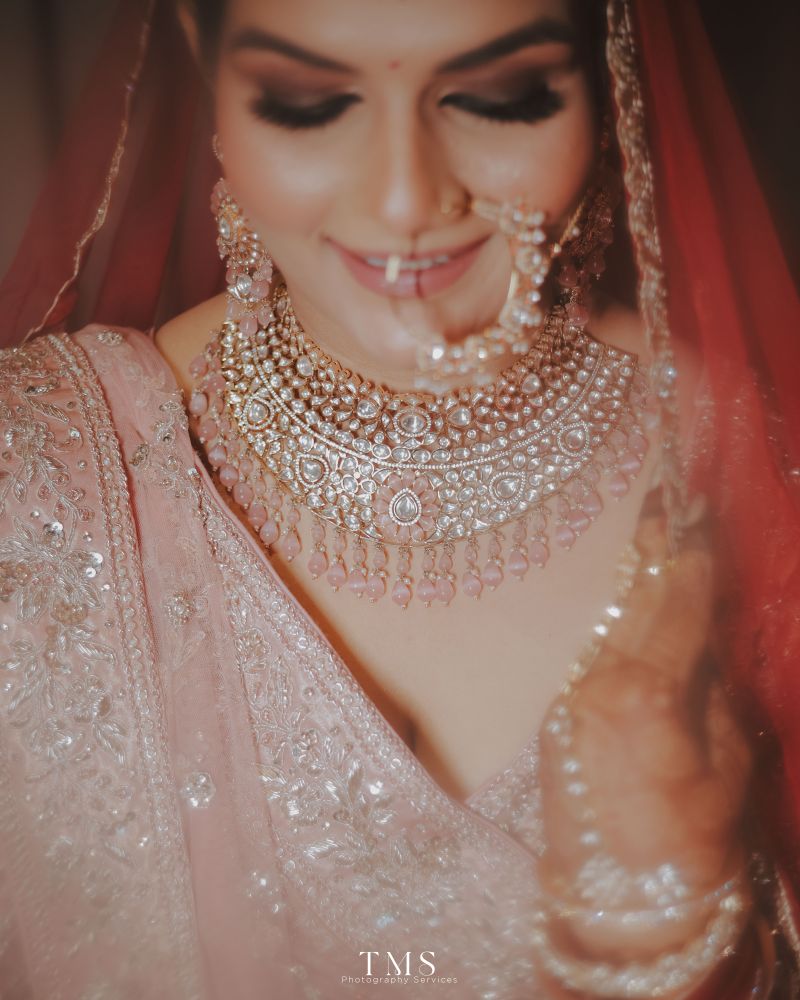 Couple candid moment during wedding ceremony – natural photography